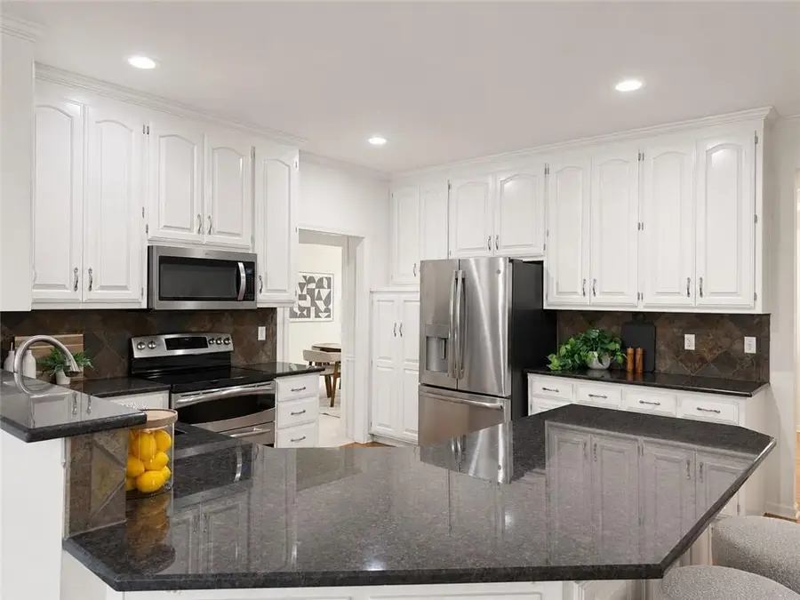 13902 W 71 Terrace, Shawnee, KS 66216 - #3