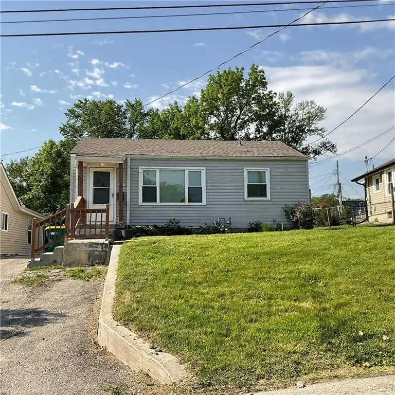 3133 Longwood Avenue, Kansas City, KS 66104 - #1