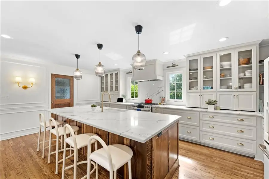 9718 Belinder Road, Leawood, KS 66206 - #3
