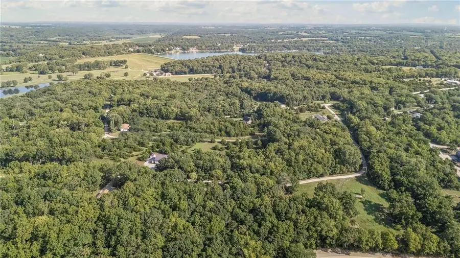 138 Spruce Drive, Linn Valley, KS 66040 - #2