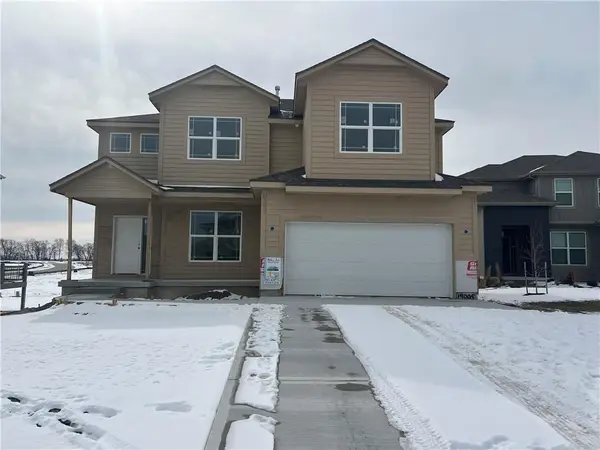 19005 W 169th Place, Olathe, KS 66062