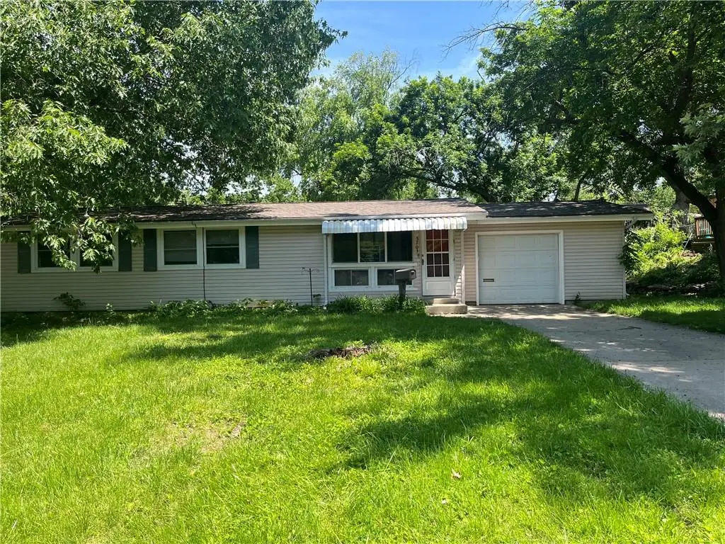 5703 Euclid Avenue, Kansas City, MO 64130 - #1