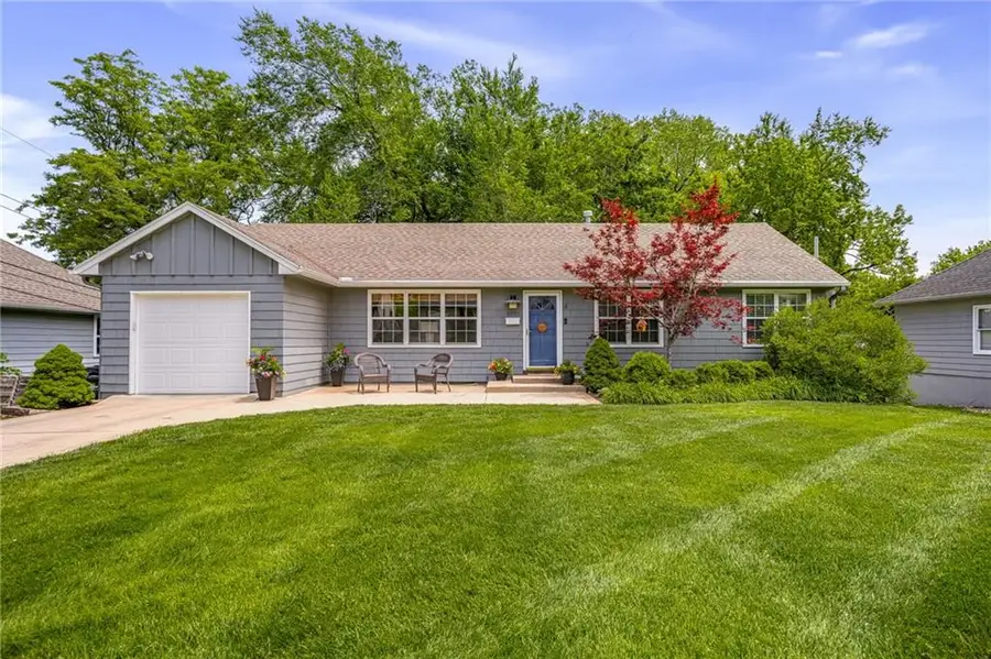 8705 Conser Street, Overland Park, KS 66212 - #2