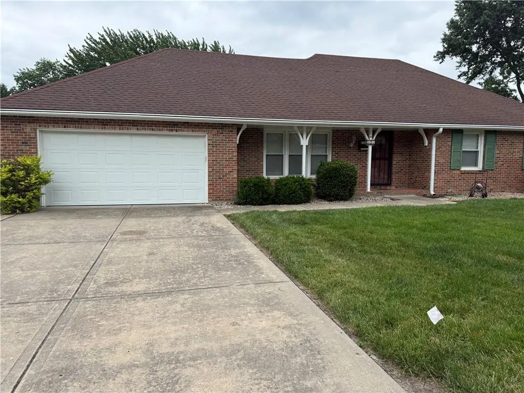 613 NE Coronado Avenue, Lees Summit, MO 64063 - #1