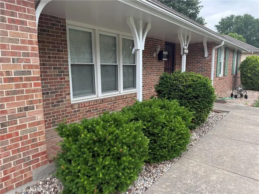 613 NE Coronado Avenue, Lees Summit, MO 64063 - #2
