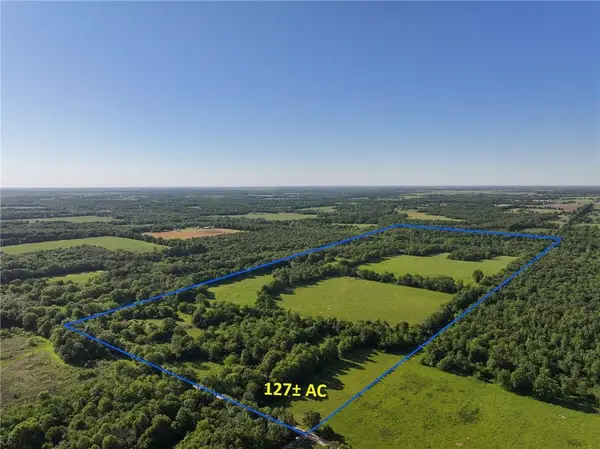 1023 NE 40th Road, Lamar, MO 64759