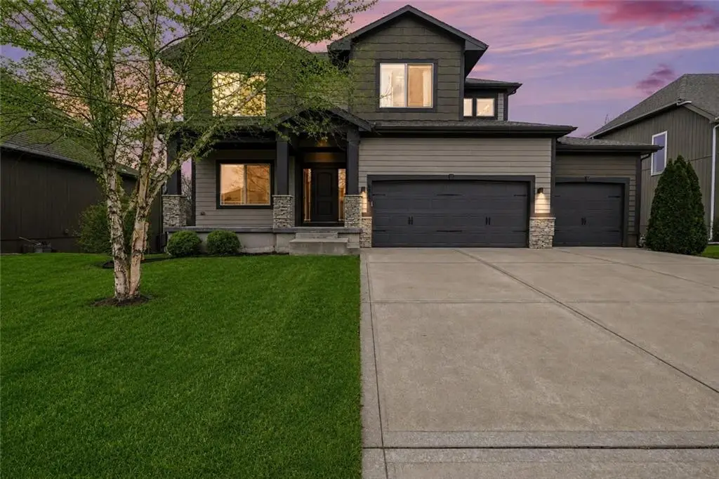 4212 SW Stoney Brook Drive, Lees Summit, MO 64082 - #1