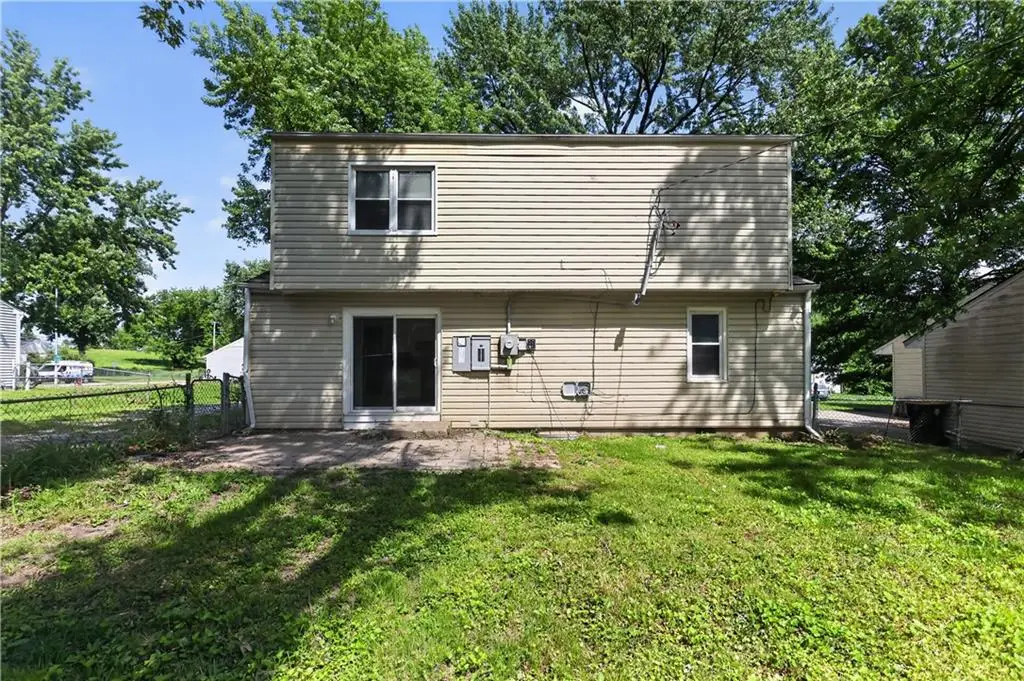 5318 N Garfield Avenue, Kansas City, MO 64118 - #1