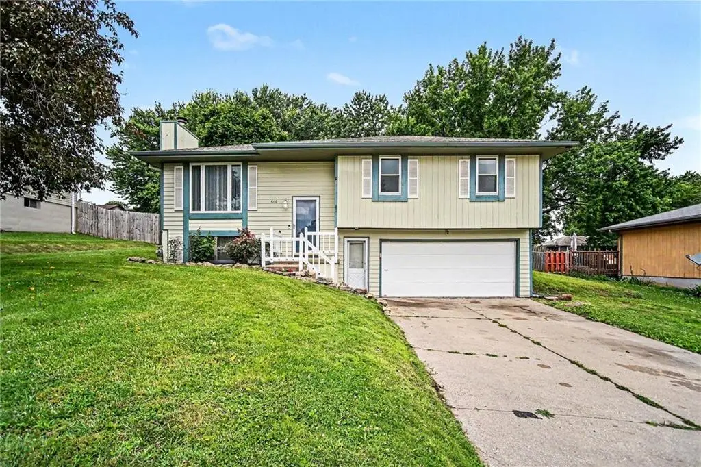 6110 28th Street Terrace, Country Club, MO 64505 - #1