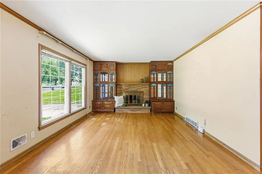 10605 E 79th Street, Raytown, MO 64138 - #3