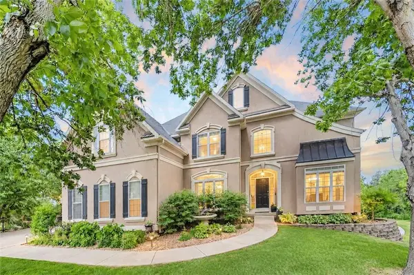 6 River Ridge, St Joseph, MO 64507