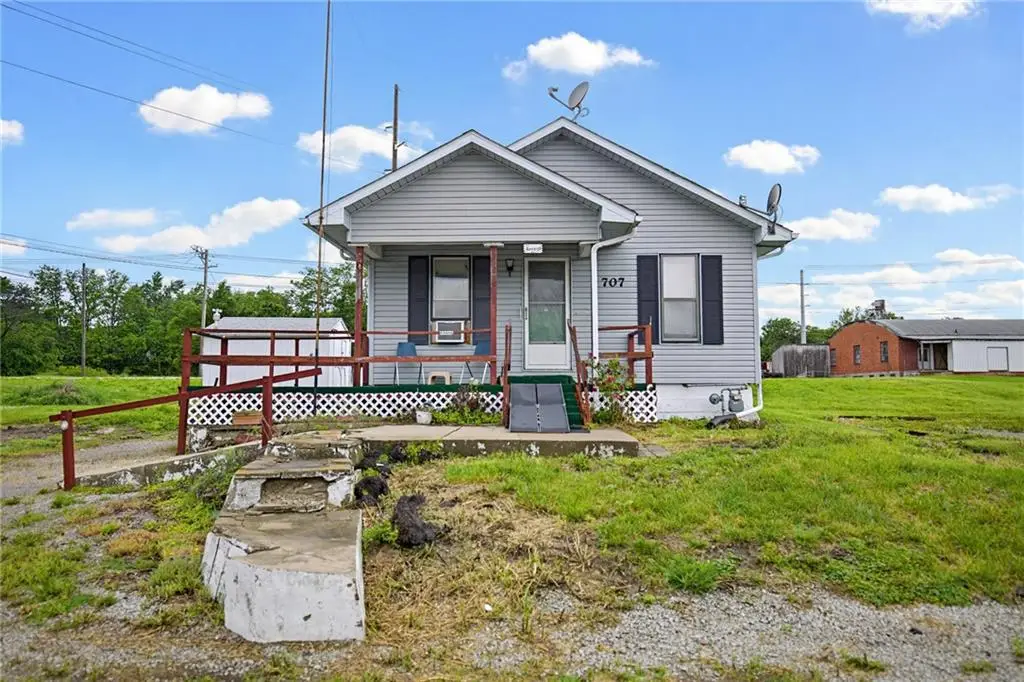 707 Highland Drive, Trenton, MO 64683 - #1