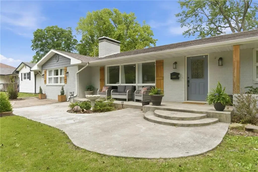 1507 S Main Street S, El Dorado Springs, MO 64744 - #1