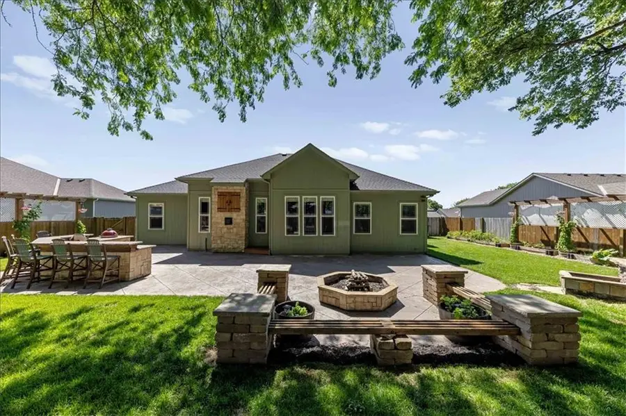 21301 Noble Street, Spring Hill, KS 66083 - #2
