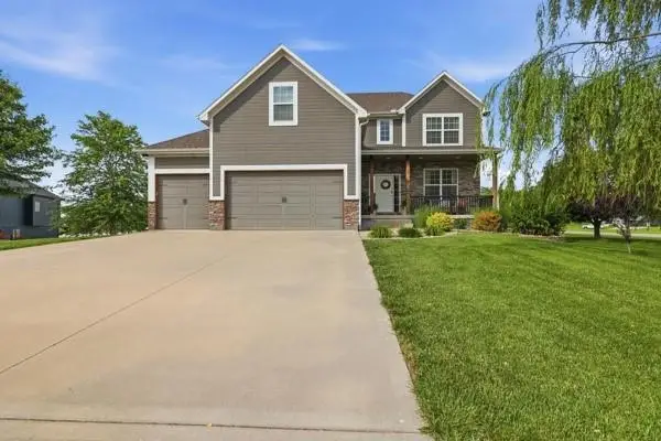 1705 SW Red Fox Circle, Oak Grove, MO 64075 - #3