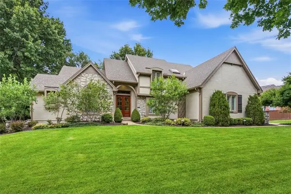 3604 W 129th Street, Leawood, KS 66209