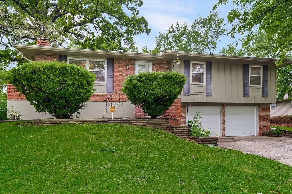 4008 S Colonial Drive, Independence, MO 64055 - #1