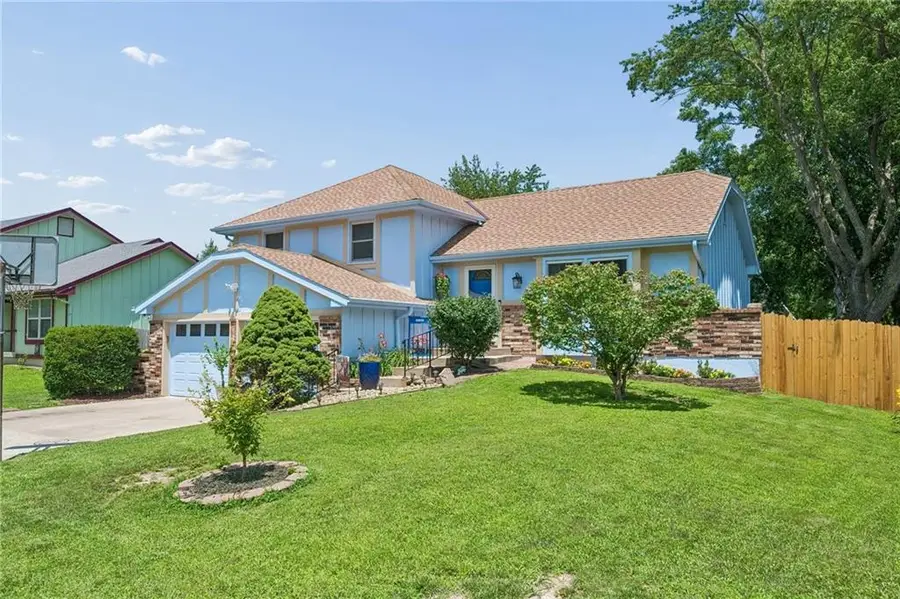 1813 Place Liberte Drive, Liberty, MO 64068 - #2