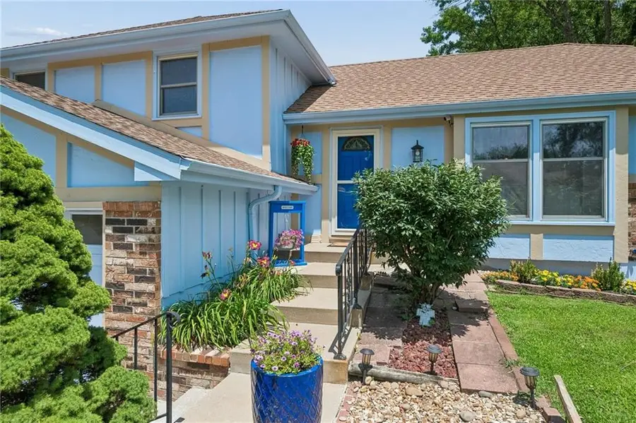 1813 Place Liberte Drive, Liberty, MO 64068 - #3