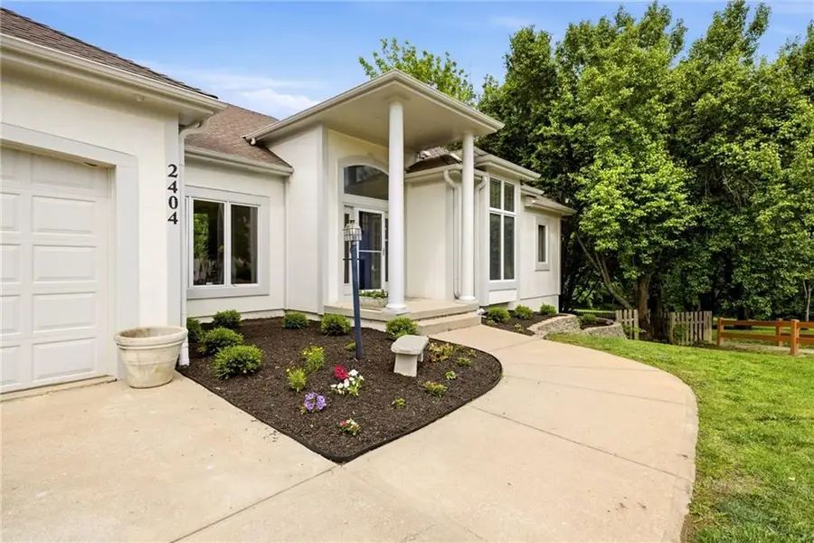 2404 SW Wintergreen Court, Lees Summit, MO 64081 - #2