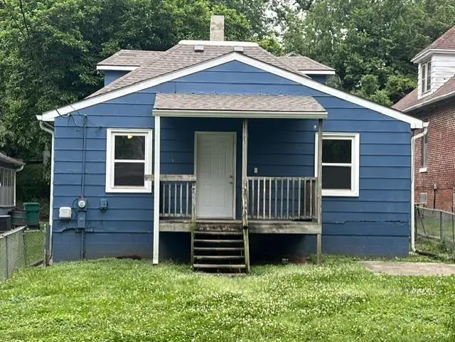 1328 12th Street N, Saint Joseph, MO 64501 - #3