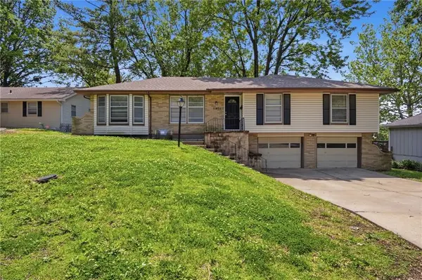 11401 E 61st Terrace, Raytown, MO 64133