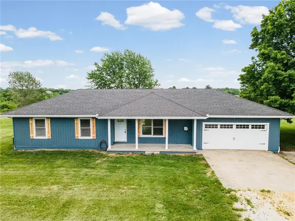 8531 Southpoint Drive, Richmond, MO 64085