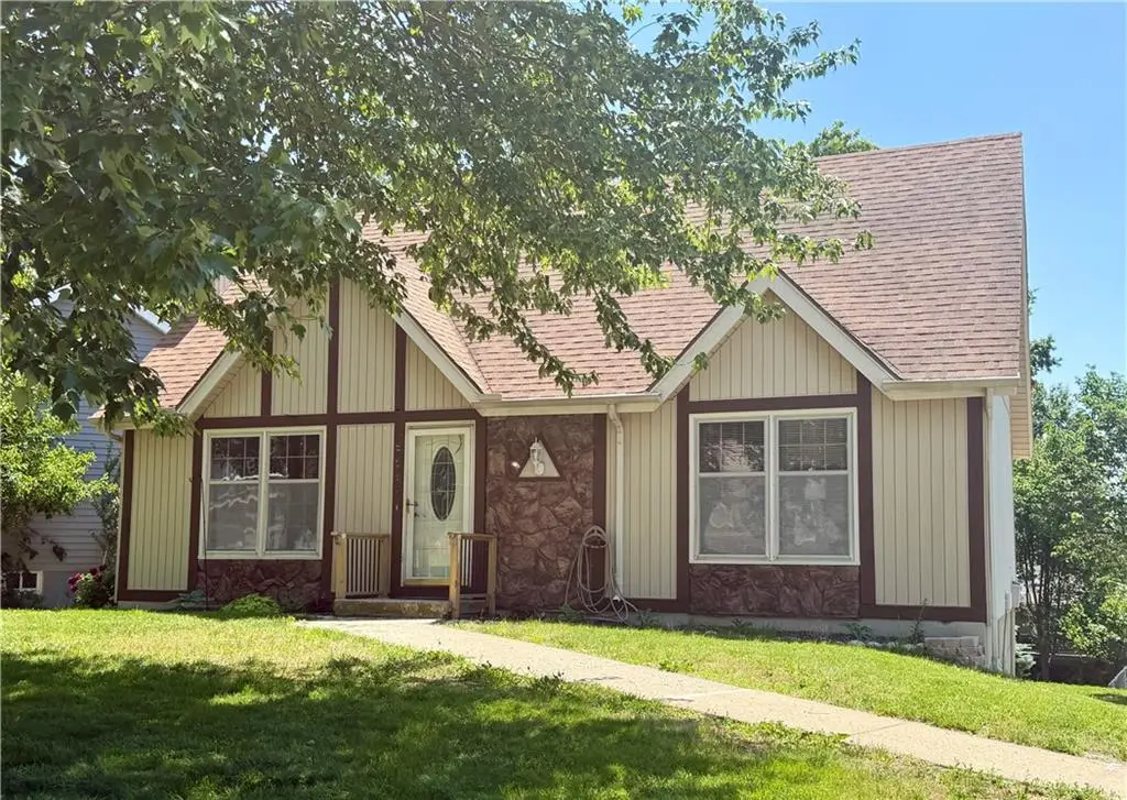 6718 Brink Street, Kansas City, MO 64152 - #1