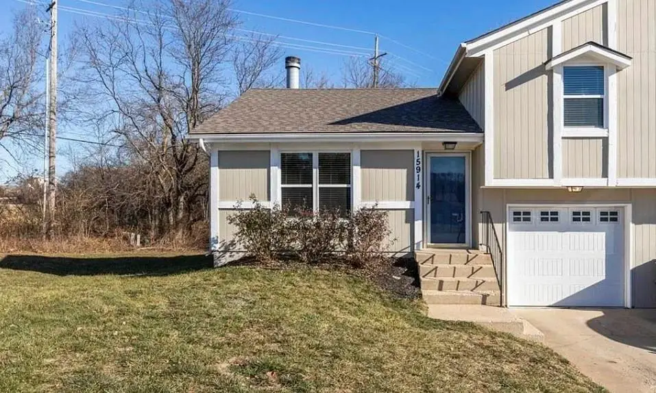 15914 W 123rd Street, Olathe, KS 66062 - #1
