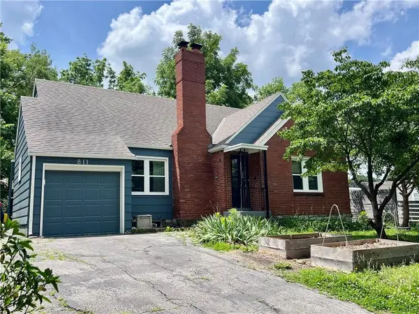 811 E 72nd Street, Kansas City, MO 64131