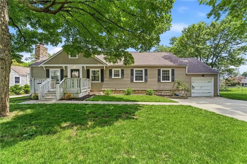 5735 Walmer Street, Mission, KS 66202 - #1