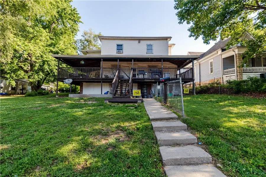 1125 Atchison Street, Atchison, KS 66002 - #3