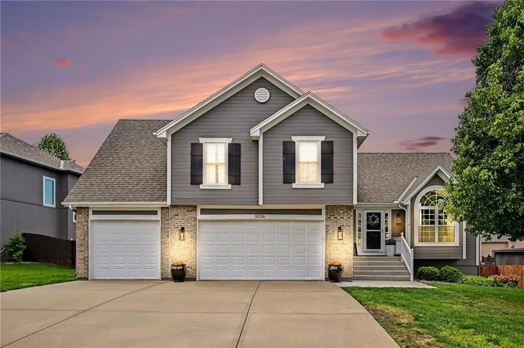 18106 Guinevere Court, Smithville, MO 64089 - #1