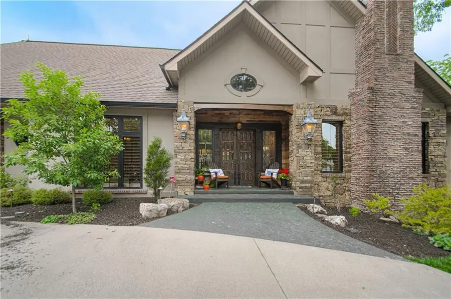 8700 Meadow Lane, Leawood, KS 66206 - #2