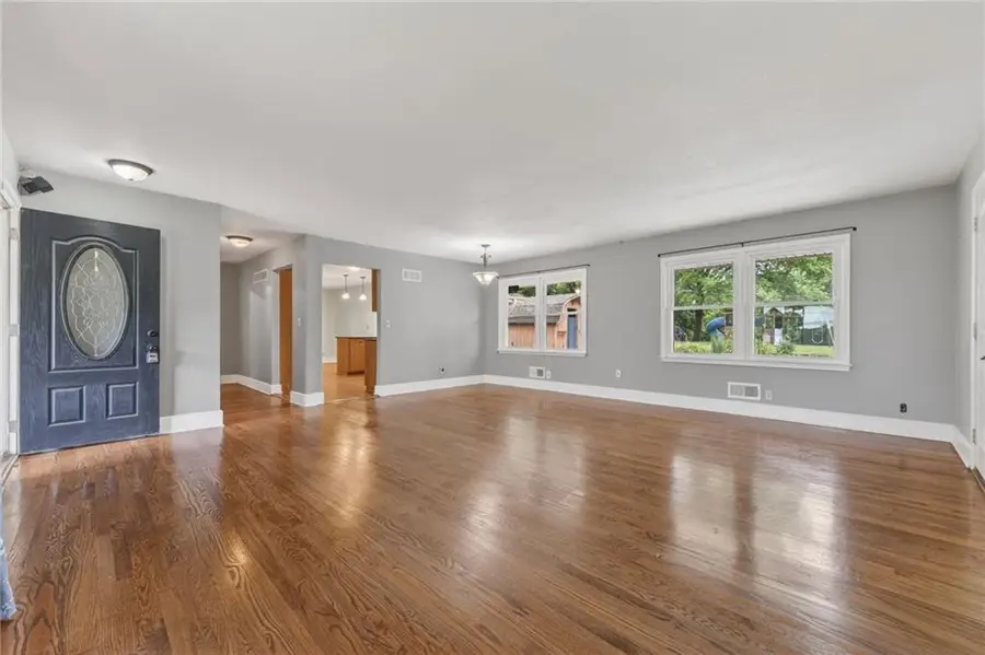 203 S Titus Avenue, Excelsior Springs, MO 64024 - #3