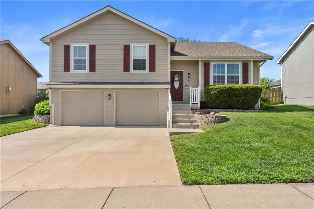 713 E 14 Terrace, Eudora, KS 66025 - #1