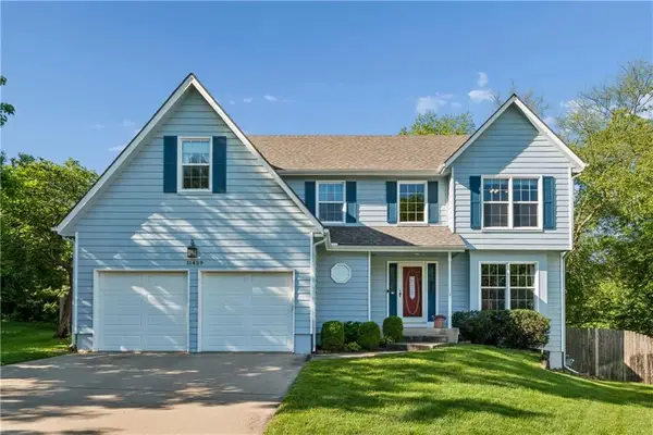 11429 S Northwood Circle, Olathe, KS 66061