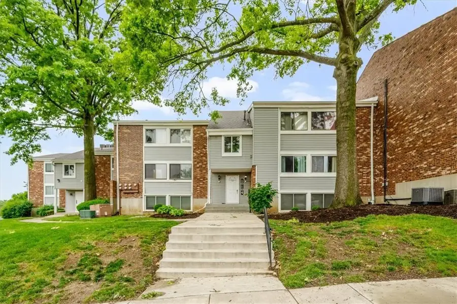 10104 W 96th Street #C, Overland Park, KS 66212 - #2