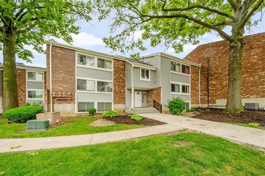 10104 W 96th Street #C, Overland Park, KS 66212 - #3