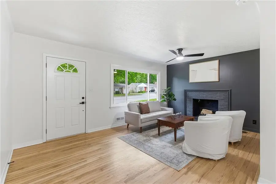5800 W 75th Street, Prairie Village, KS 66208 - #3