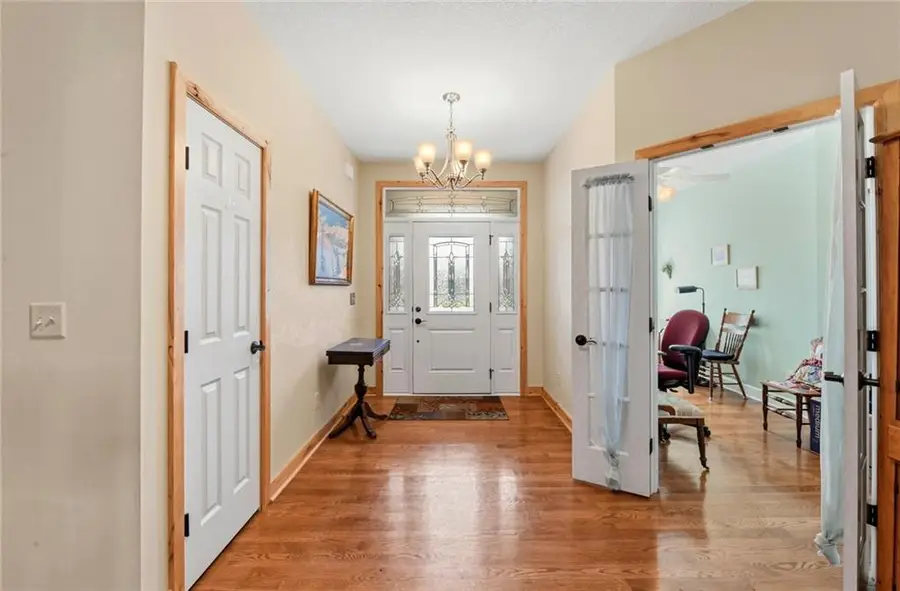 3347 S Wood Avenue, Independence, MO 64057 - #3