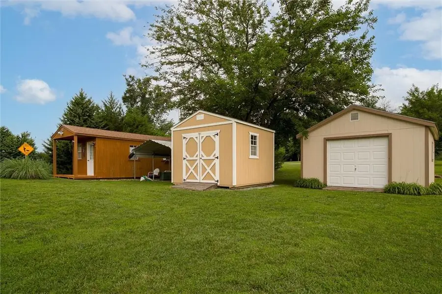 18345 Nottingham Court, Basehor, KS 66007 - #3