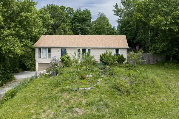 3715 Pomeroy Drive, Kansas City, KS 66109