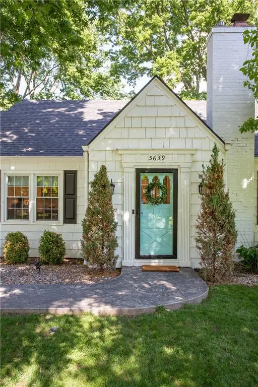 5639 Maple Street, Mission, KS 66202 - #3