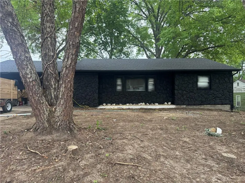 521 Reaser Street, Leavenworth, KS 66048 - #1