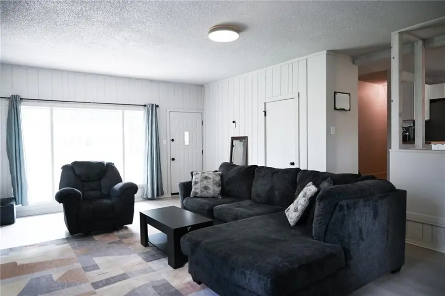 7302 Elm Avenue, Raytown, MO 64133 - #2
