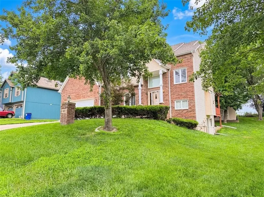 5201 N Pennsylvania Avenue, Kansas City, MO 64118 - #3