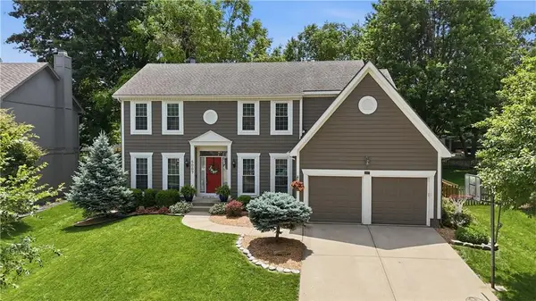 5007 W 157th Place, Overland Park, KS 66224