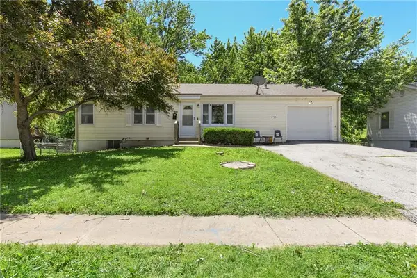 16705 E 3rd Street N, Independence, MO 64056