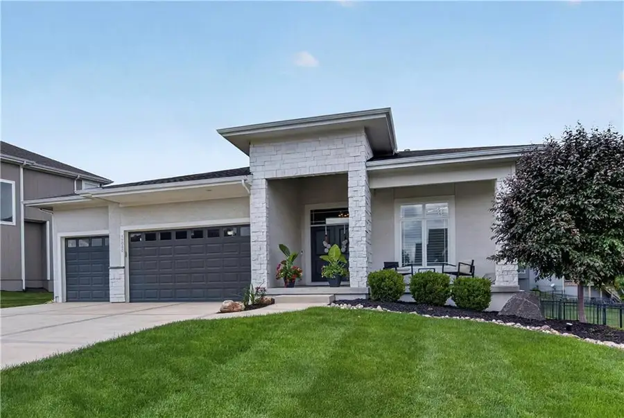 12000 W 184th Street, Overland Park, KS 66013 - #2
